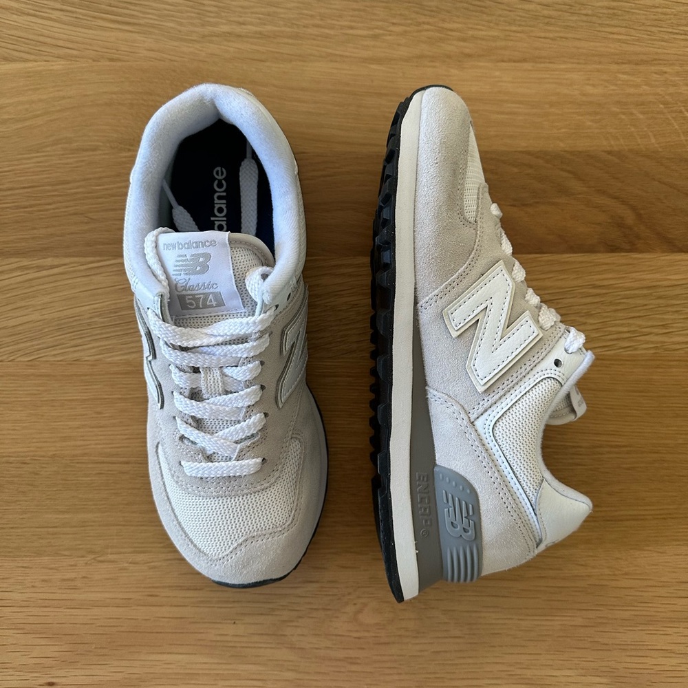 New Balance 574 Classic Sneakers - Gray and White Women’s size 6 (Men’s size 5)